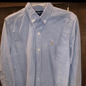 Ralph Lauren Button down shirt
Boys size 16